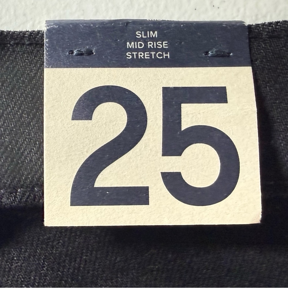 GAP NWT $49 Vintage Slim Mid Rise Stretch Cropped Womens Size 25 Regular - Picture 6 of 7